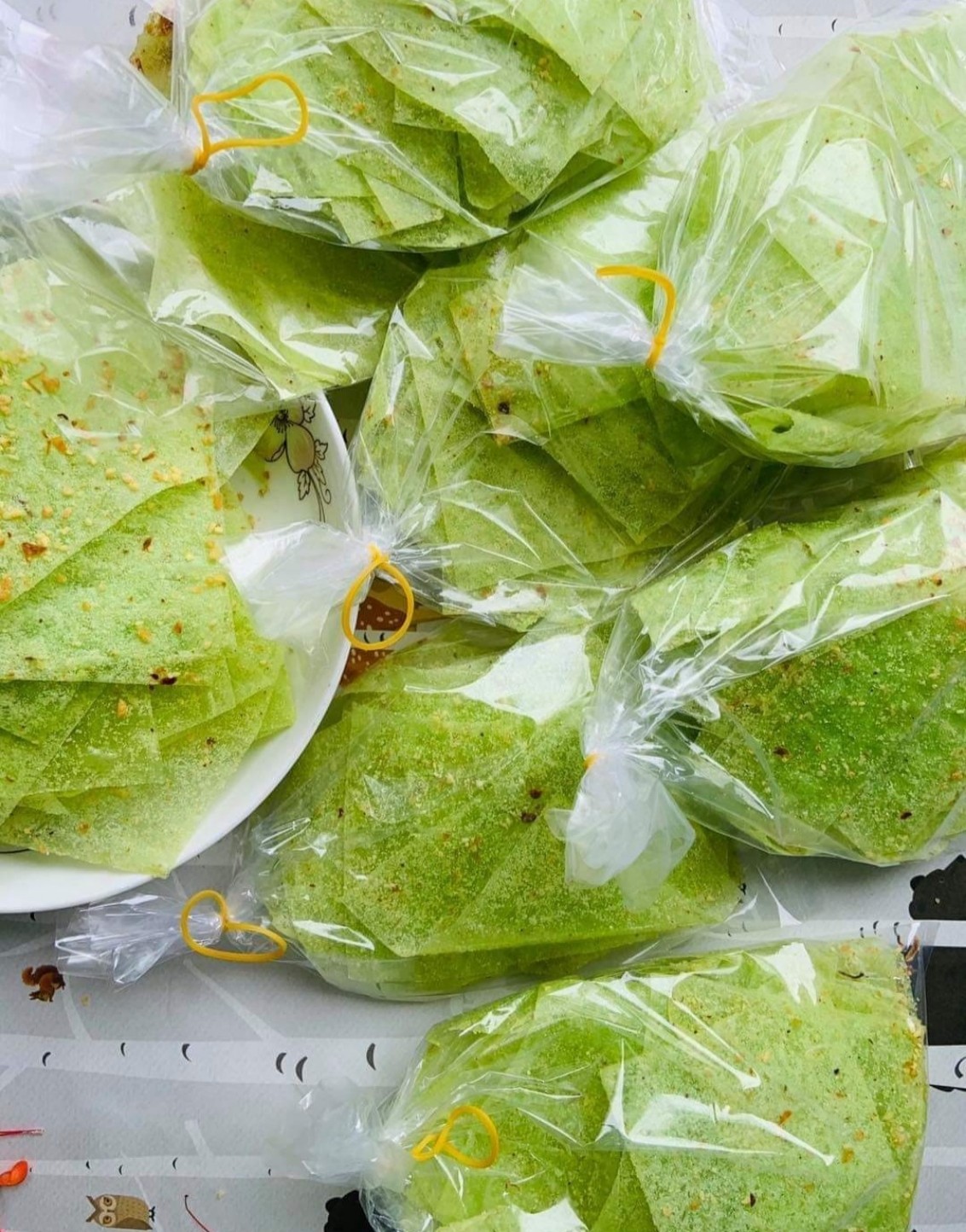 BÁNH TRÁNG PHÔ MAI DỨA