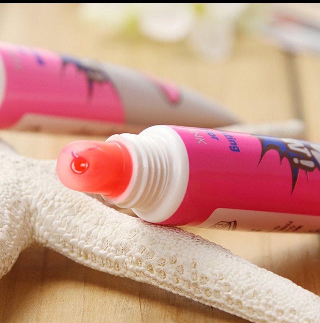 Son xăm môi Lipstick Romantic Bear WOW 15g