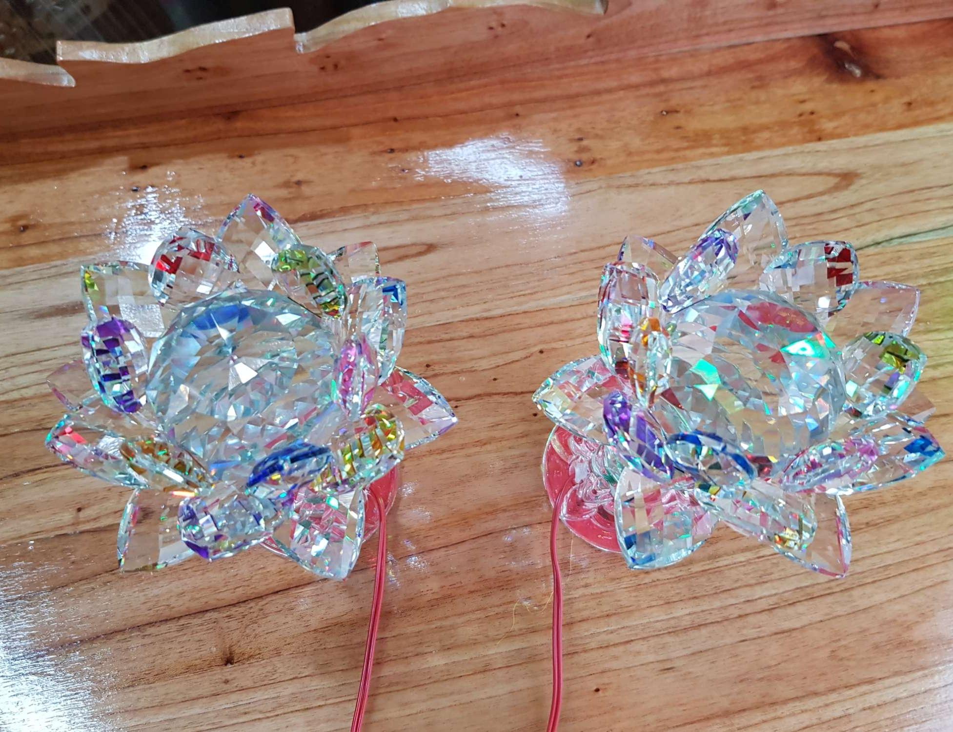 [HCM]Cặp đèn thờ đá pha lê tự động đổi màu cao cấp