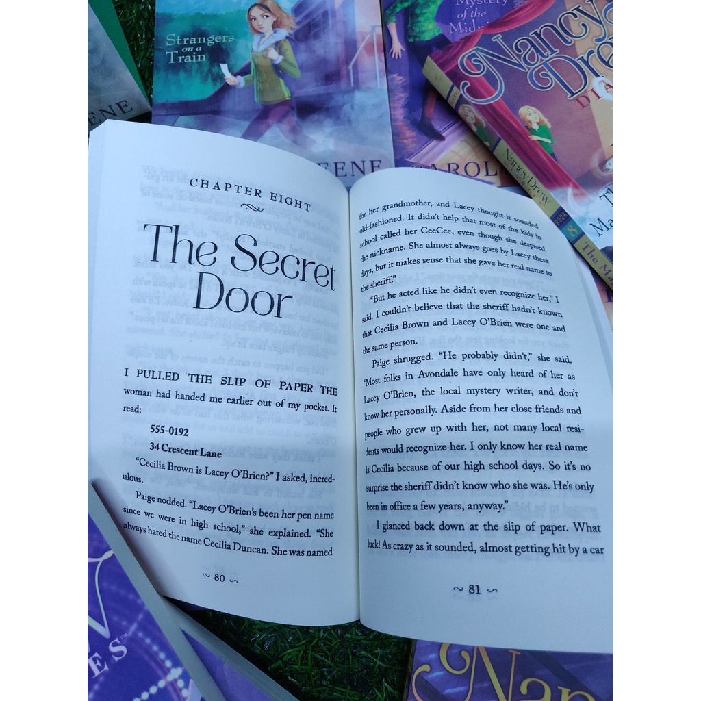 Bản in đen trắng 10c - No box - Nancy Drew Diaries Supersleuth Collection