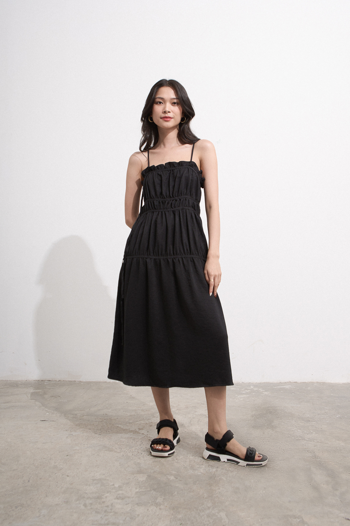 Đầm Maybi midi ôm nhung tăm phối dây nơ