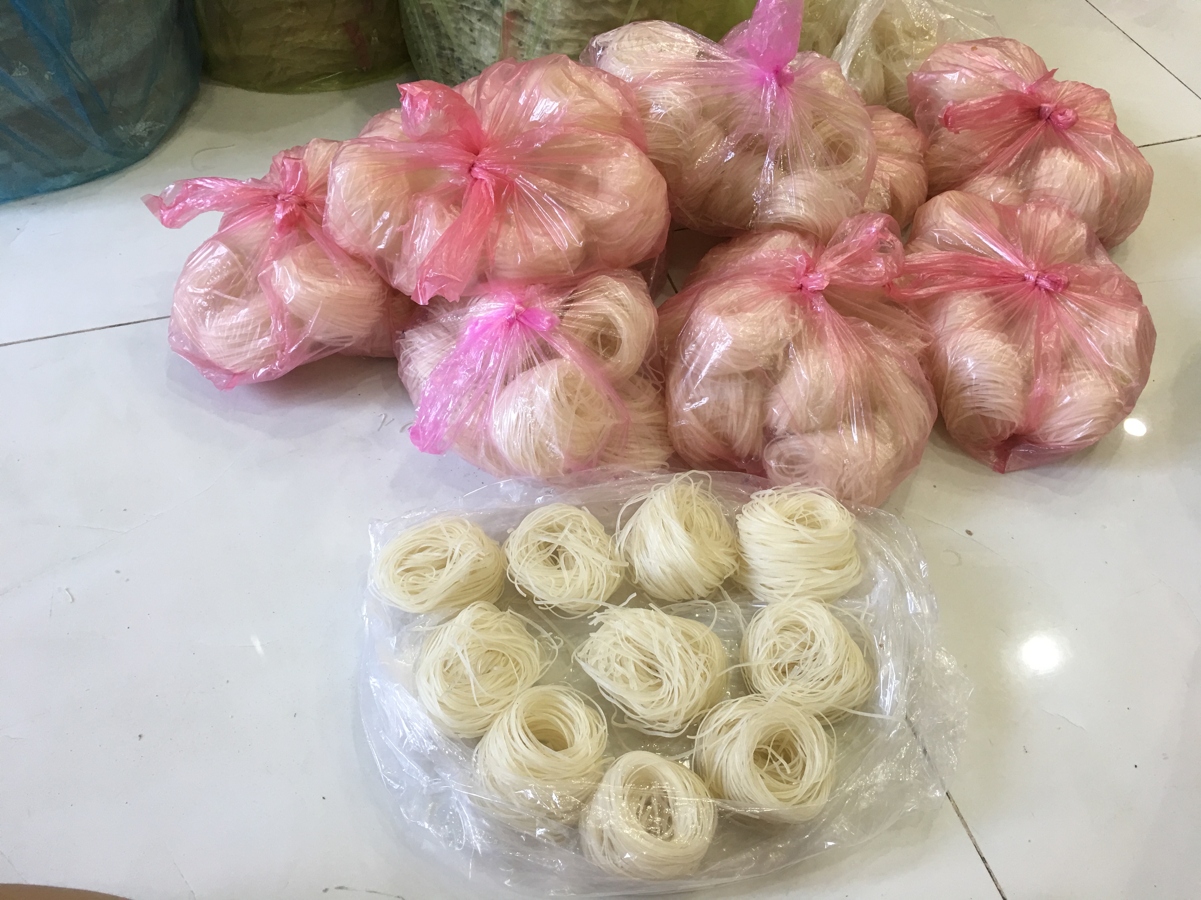 [HCM]PHỞ KHÔ CUỘN TRÒN - ĐẶC SẢN PHÙ MỸ - BÌNH ĐỊNH ( 1KG)