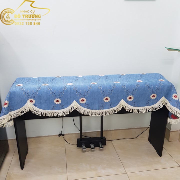 Khăn phủ đàn Piano xanh dương phối hoa