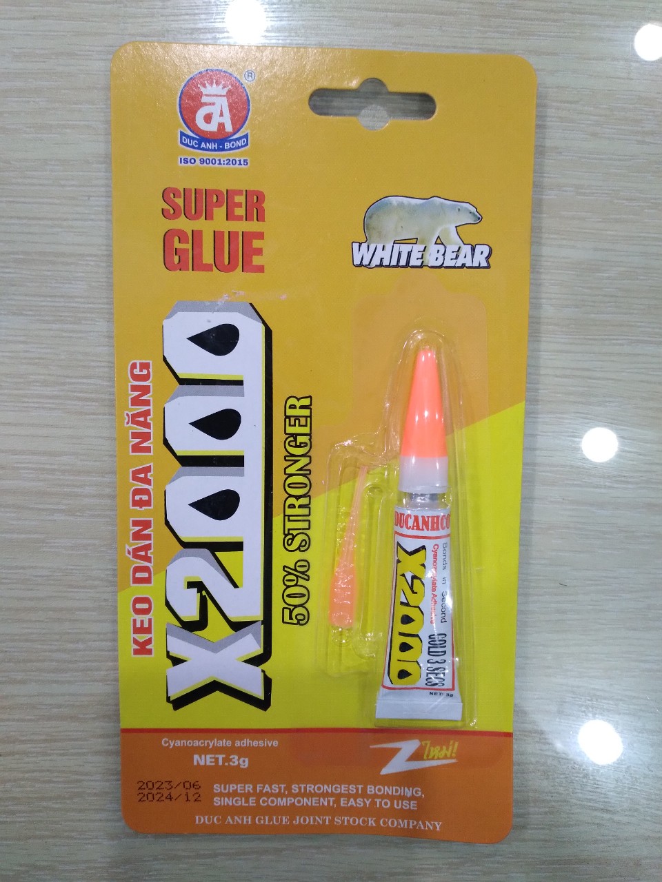 Keo dán đa năng X2000 siêu dính, xuất xứ từ Thái Lan.
