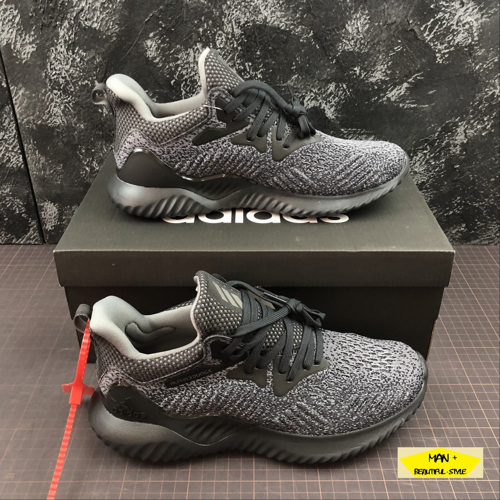Giày thể thao sneaker Alphabounce beyond 2018 đen xám