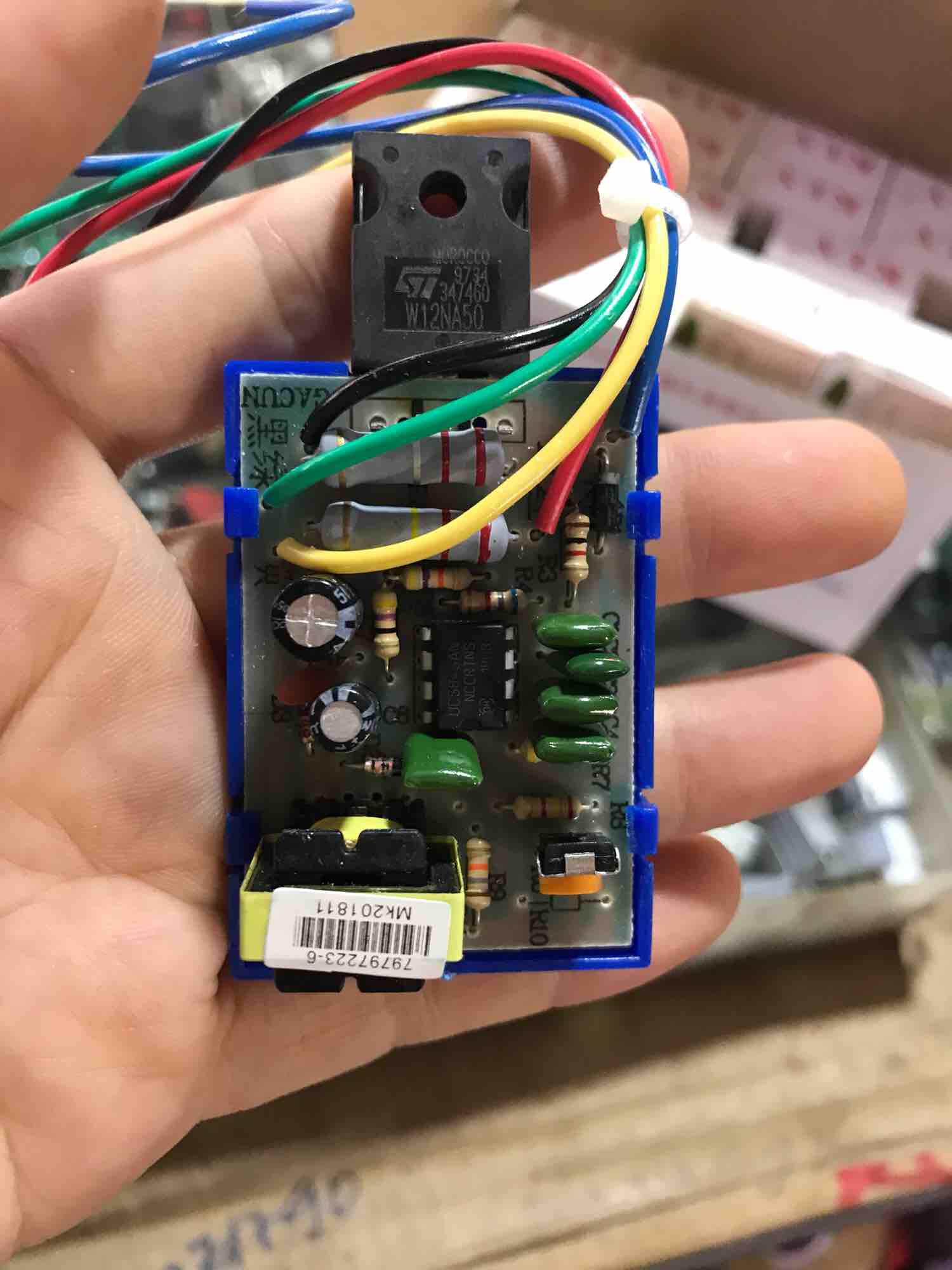 Bo nguồn 5 dây dùng cho máy 29