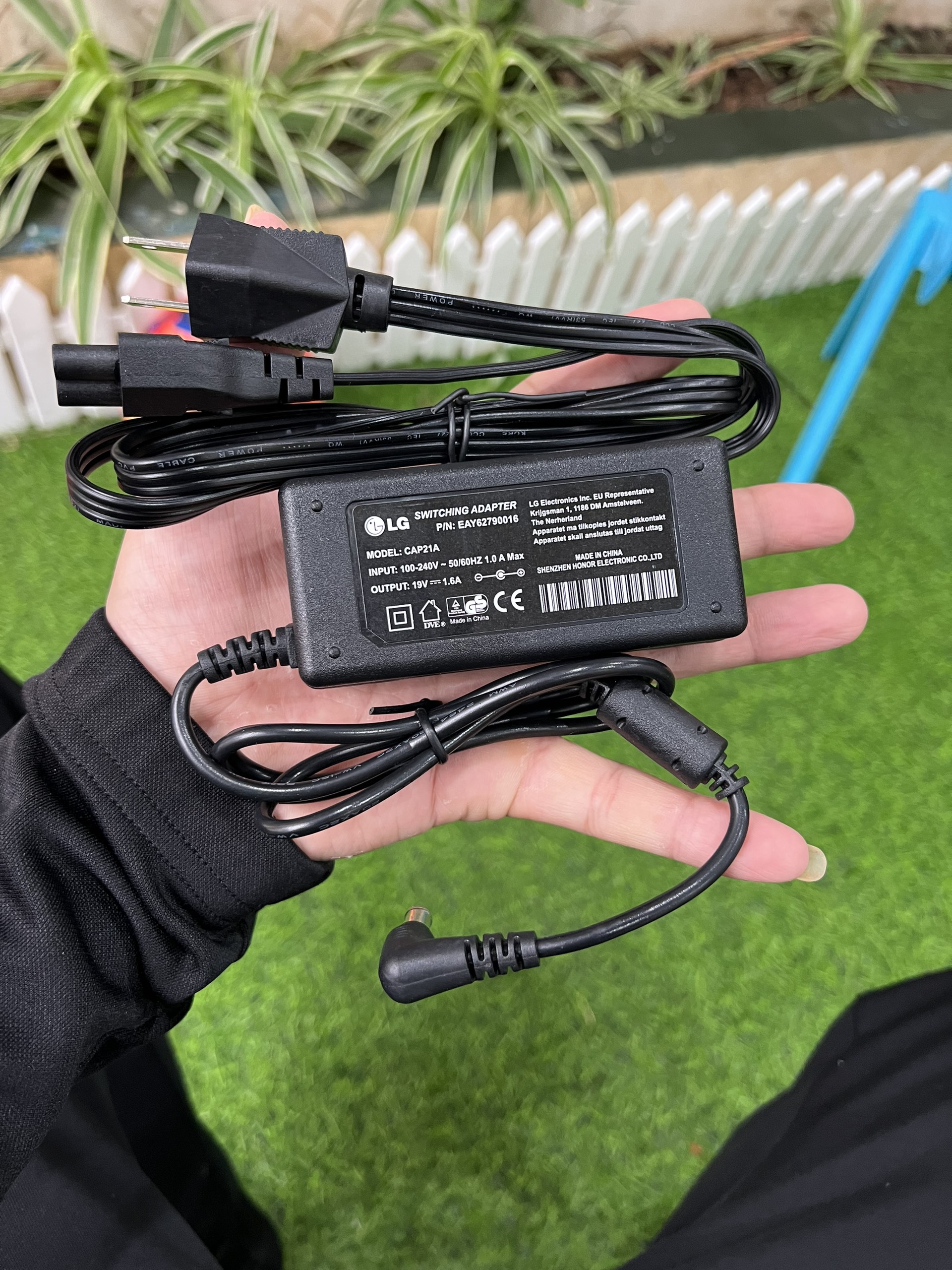 Adapter (Nguồn ) Lg 19v 1.6a