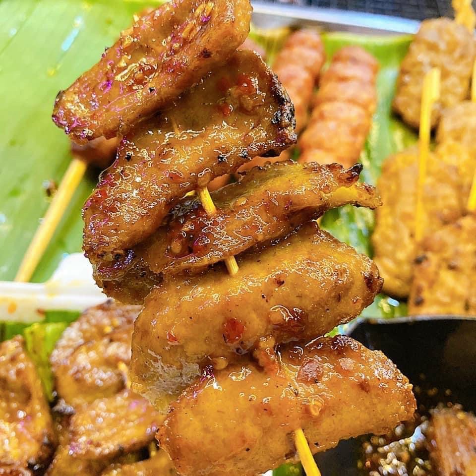 Pork Breast Marinated in Salad Dressing with Dipping Sauce 500Gr (Delivery in Ho Chi Minh City)