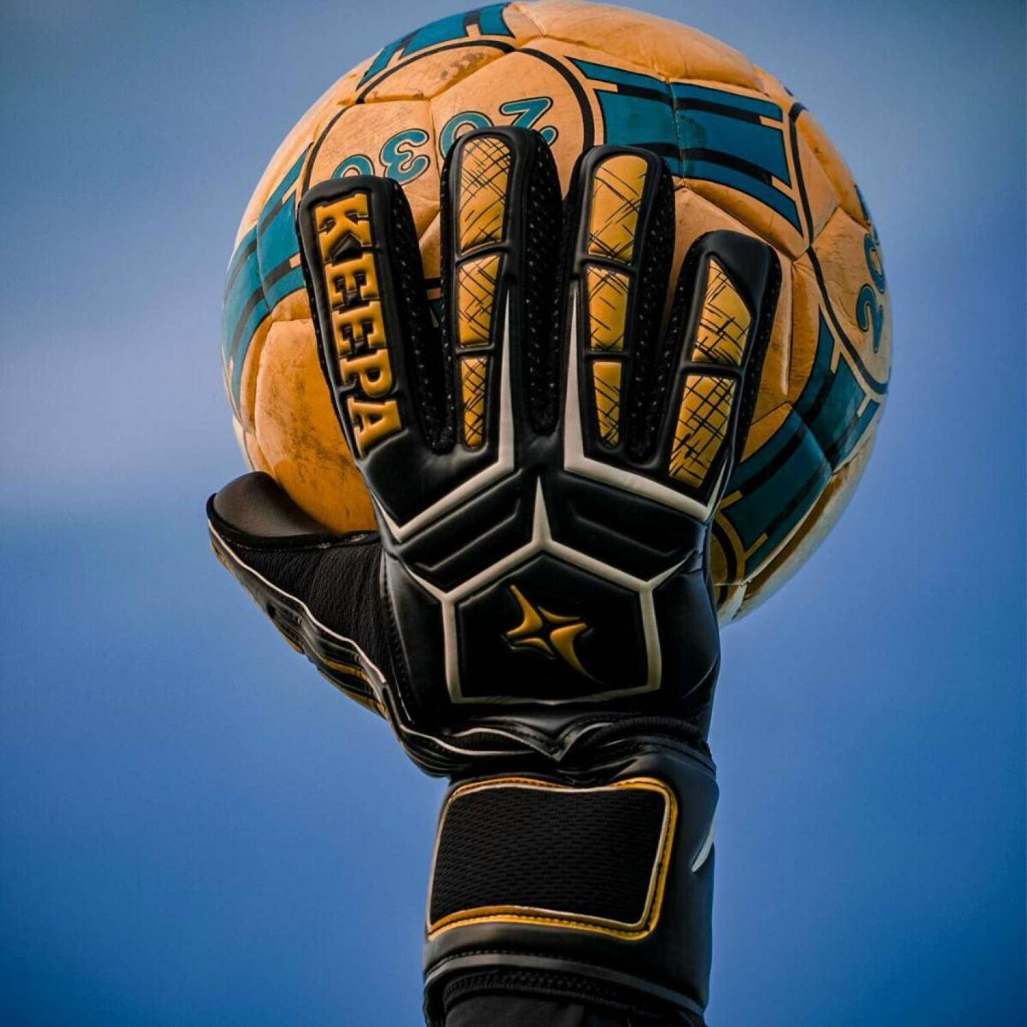 GĂNG TAY THỦ MÔN IWIN KEEPA PRO GK02