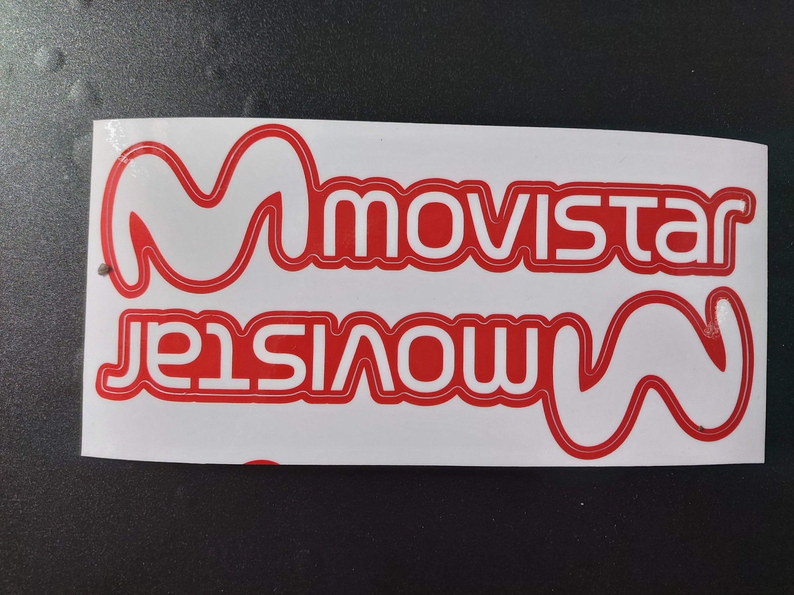 [HCM]logo movistar đỏ bán 1 cặp dài 18cm
