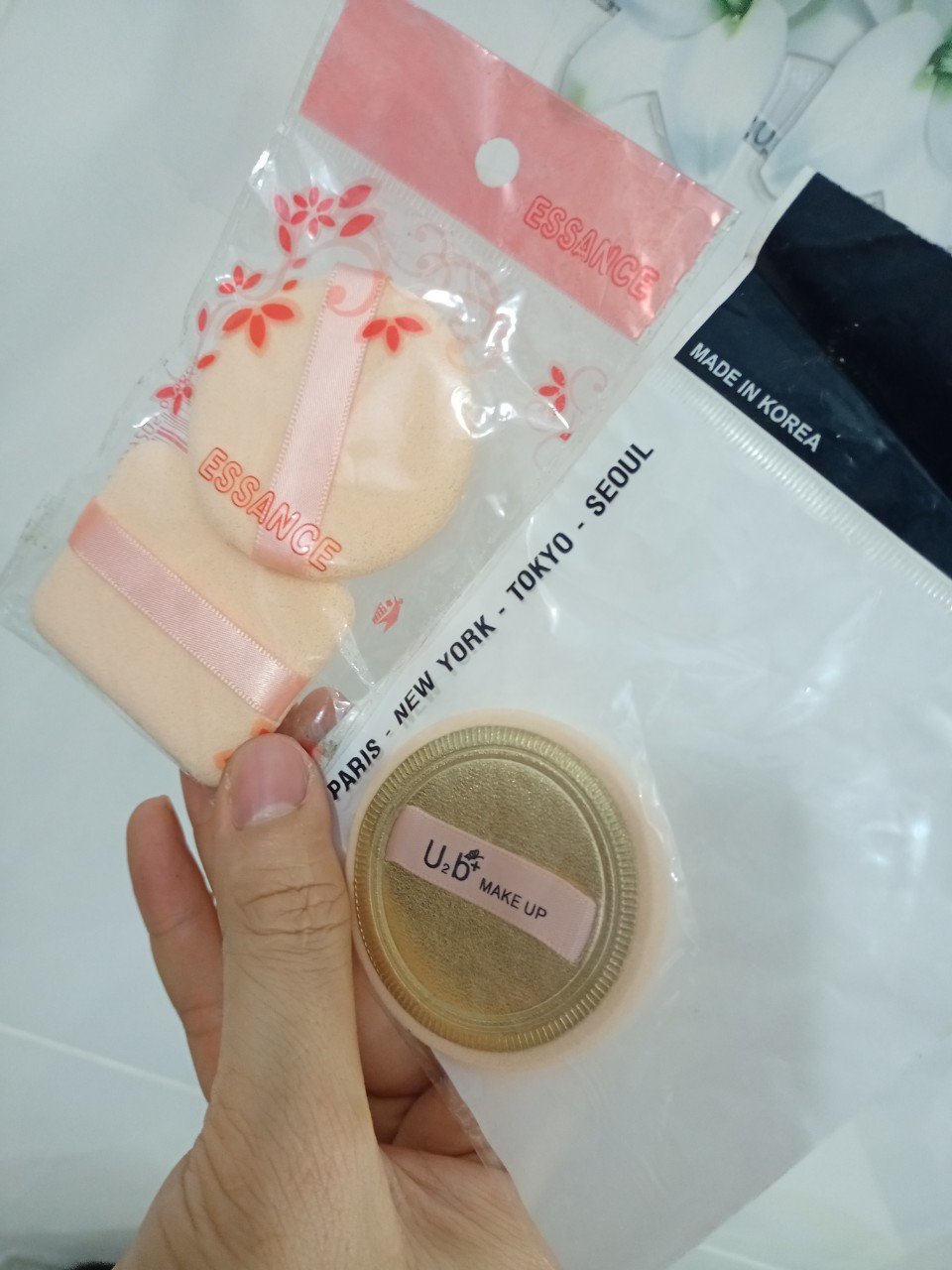 Bông phấn đánh nền trang điểm