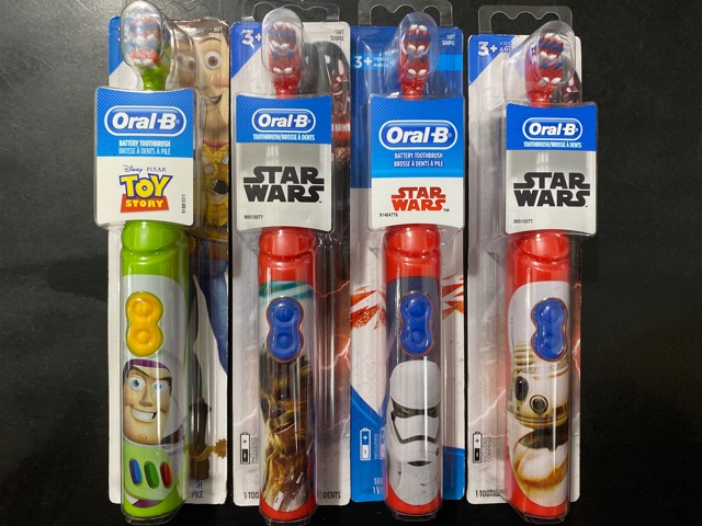 BÀN CHẢI ĐIỆN TRẺ EM ORAL B BÉ TRAI