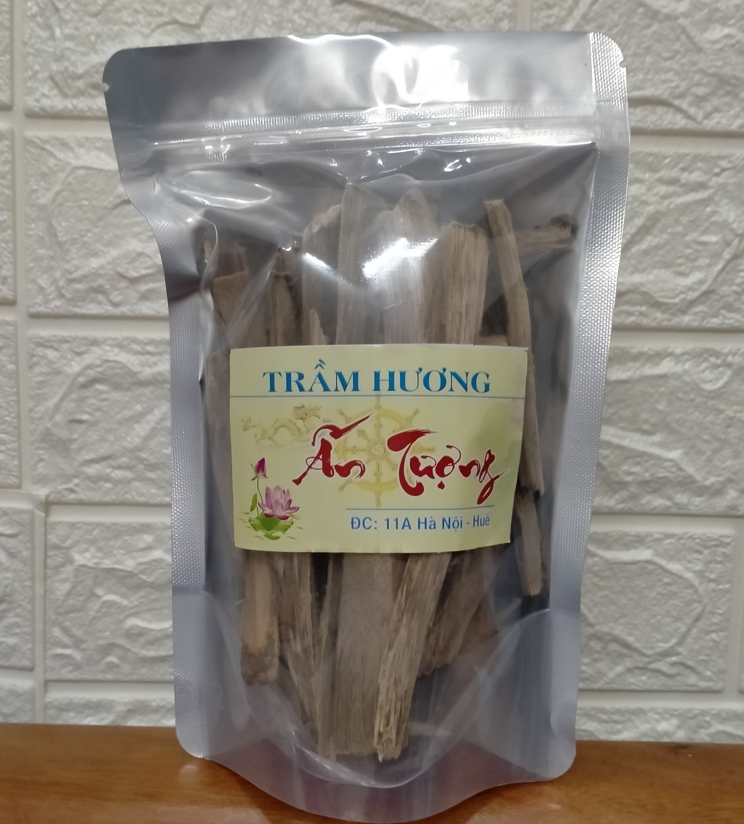 Trầm hương miếng huế 100g ( trầm giác xông nhà )