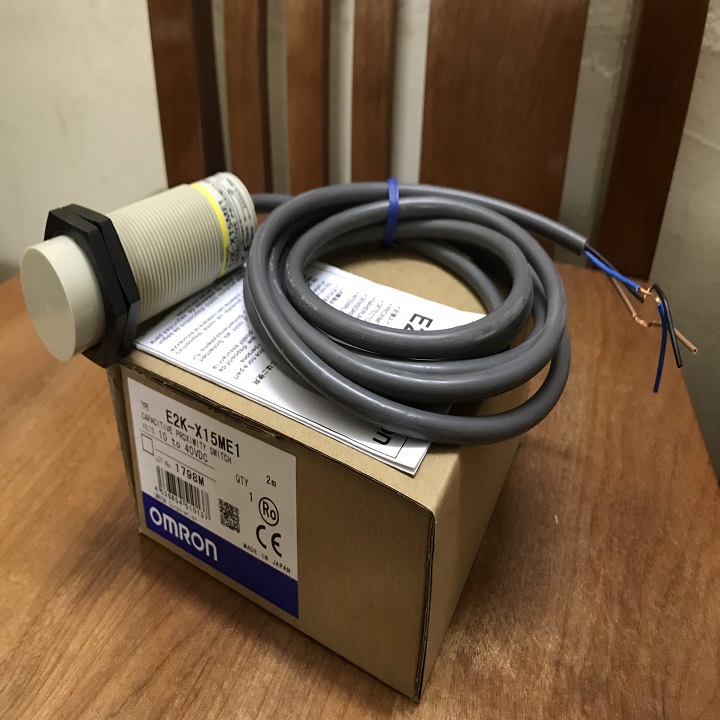 Cảm biến tiệm cận điện dung e2k-x15me1