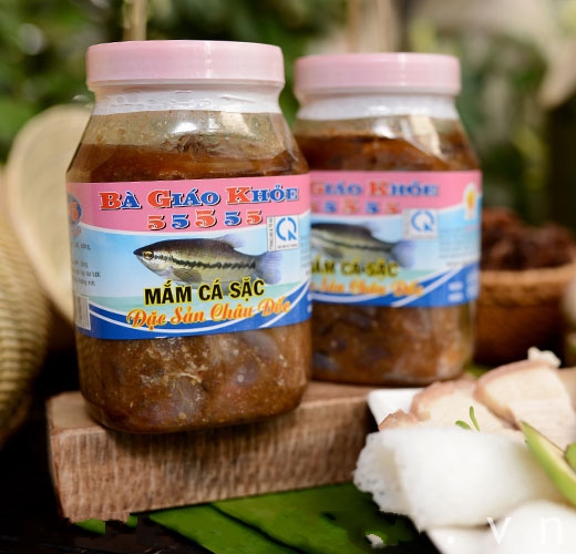 HCMMắm cá sặc Bà Giáo Khỏe 5555 hủ 500gr đặc sản Châu Đốc Không sử dụng
