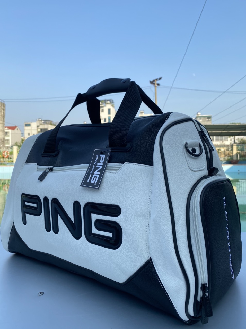 Túi Đựng Quấn Áo Golf Nam Nữ PING Chất Liệu Da Bò Hạt Sần Cao Cấp Kháng NướcTốt, Dễ Vệ Sinh, Có Ngăn Để Giày. túi gôn
