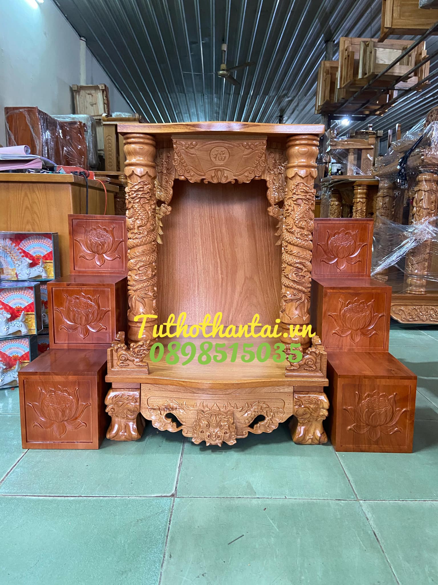 Bục tam cấp bàn thờ thần tài khắc Hoa Sen ( Hàng loại 1 100% Gỗ )