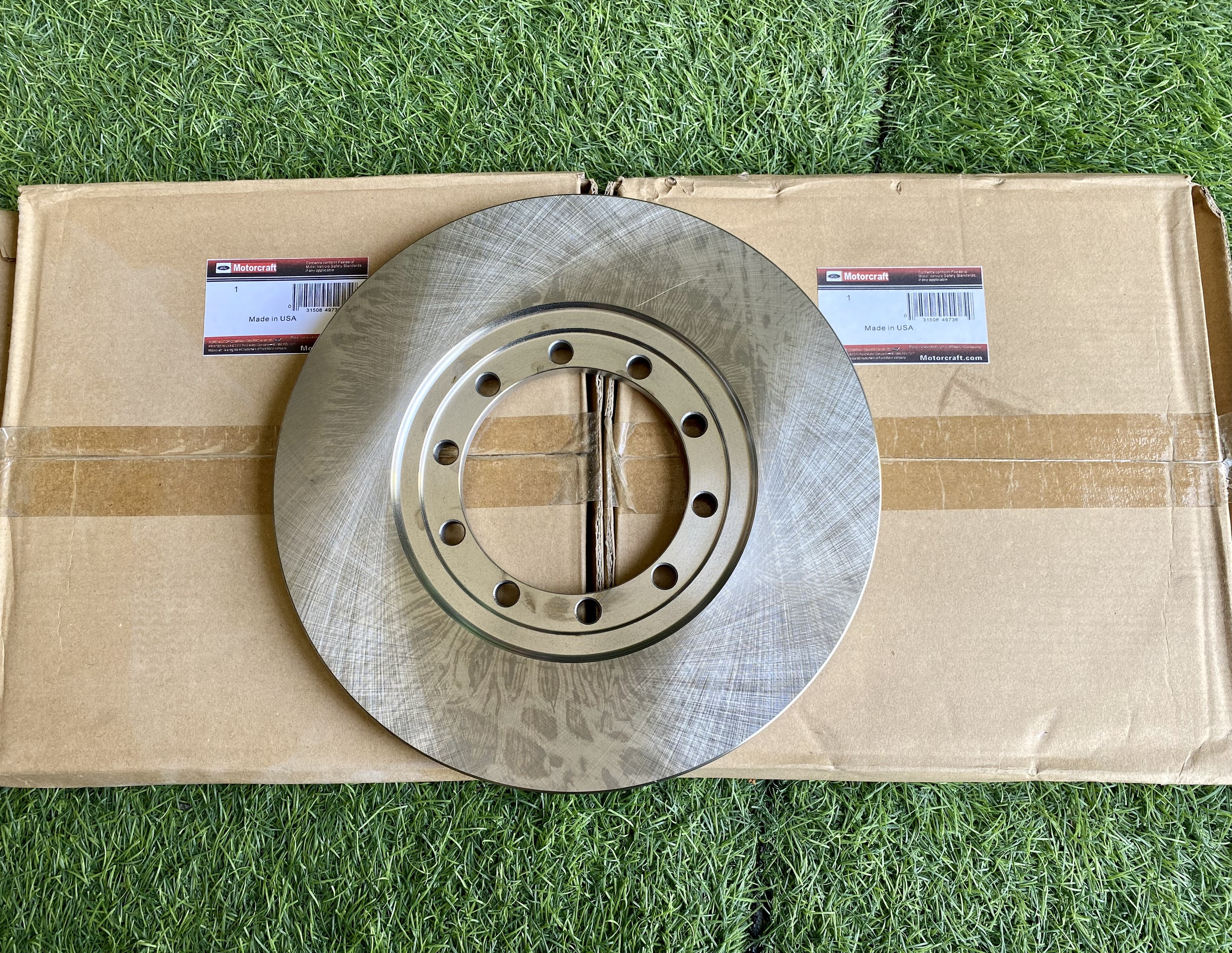 ĐĨA PHANH TRƯỚC / SAU FORD TRANSIT 2008-2021