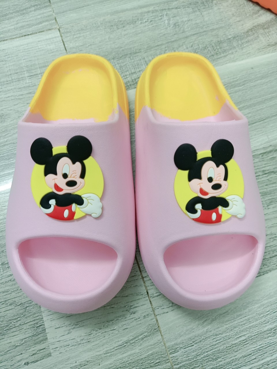 DÉP Bánh mì Chuột Mickey dễ thương cho BÉ. ( FORM NHỎ NÊN CHỌN TĂNG 1 SIZE)