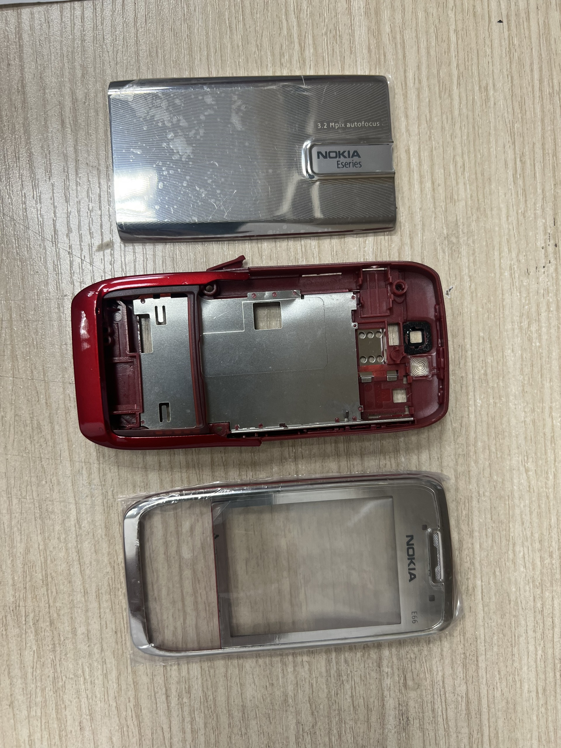Vỏ nokia E66