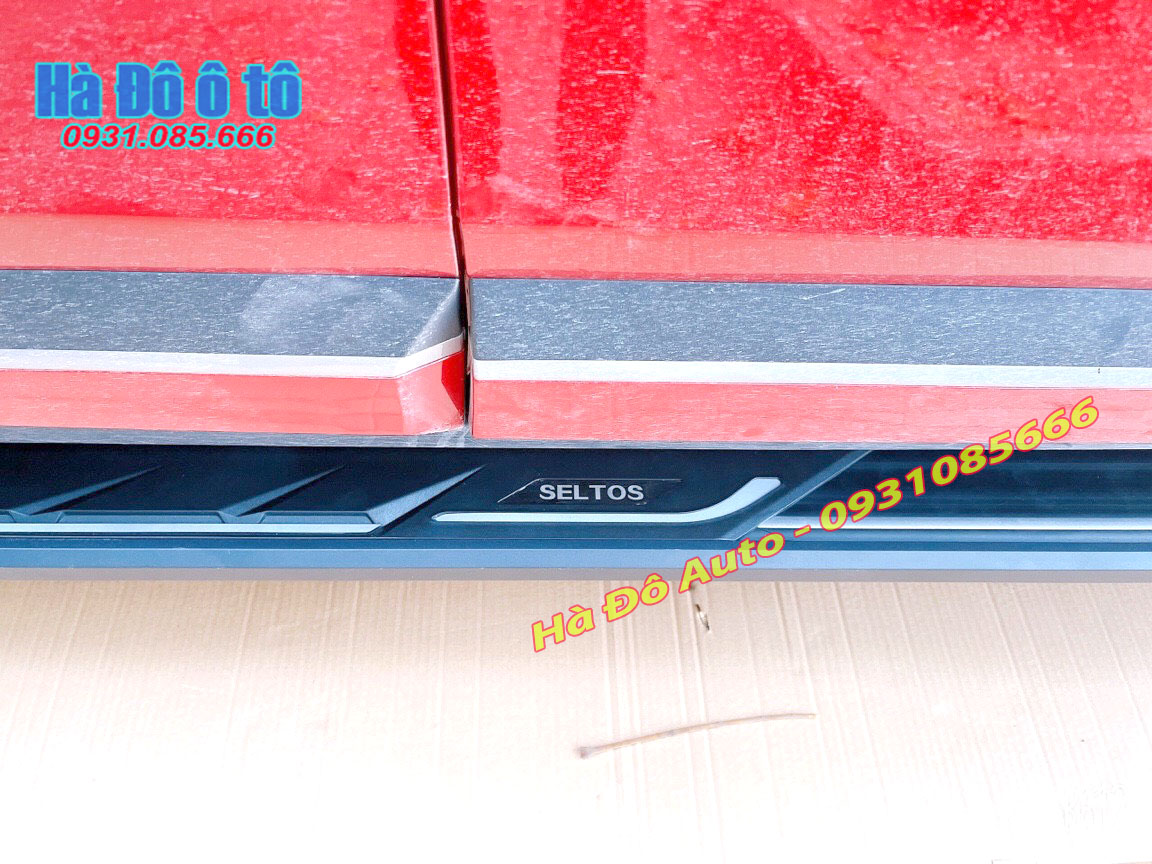 Bậc Lên Xuống Kia Seltos - Bệ Bước Chân Kia Seltos Mẫu Bậc Đúc Cao Cấp