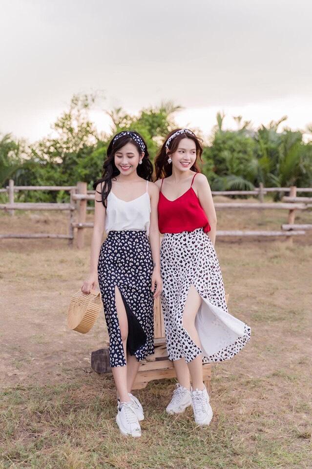 Áo hai dây form rộng siêu hot