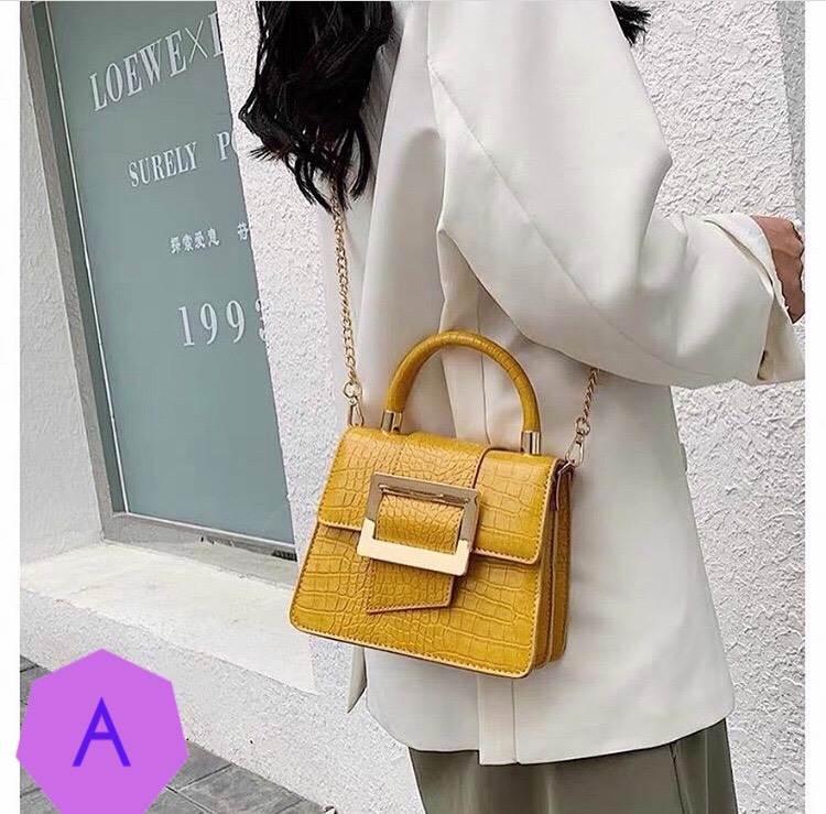 Túi đeo chéo thời trang hàn quốc ( đựng vừa điện thoại )  Mã 118