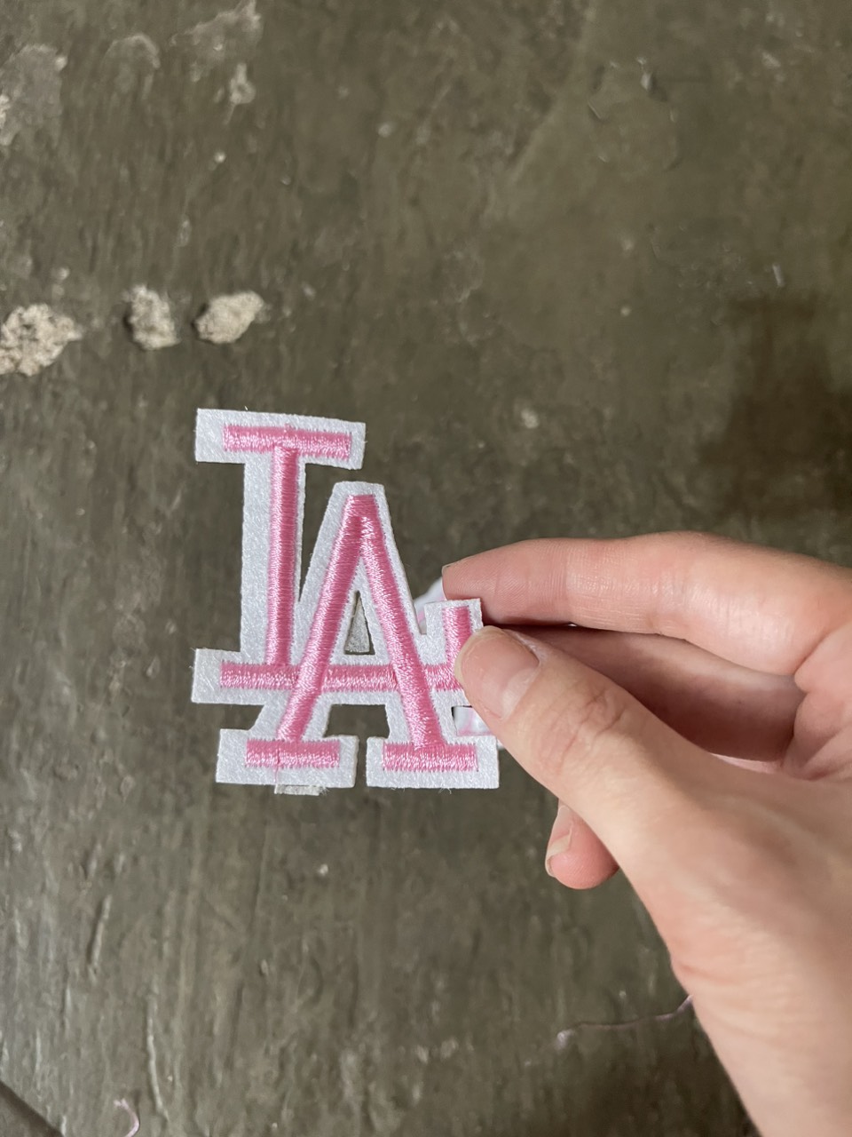 Miếng Sticker Thêu Ủi hình logo thương hiệu cao cấp 02