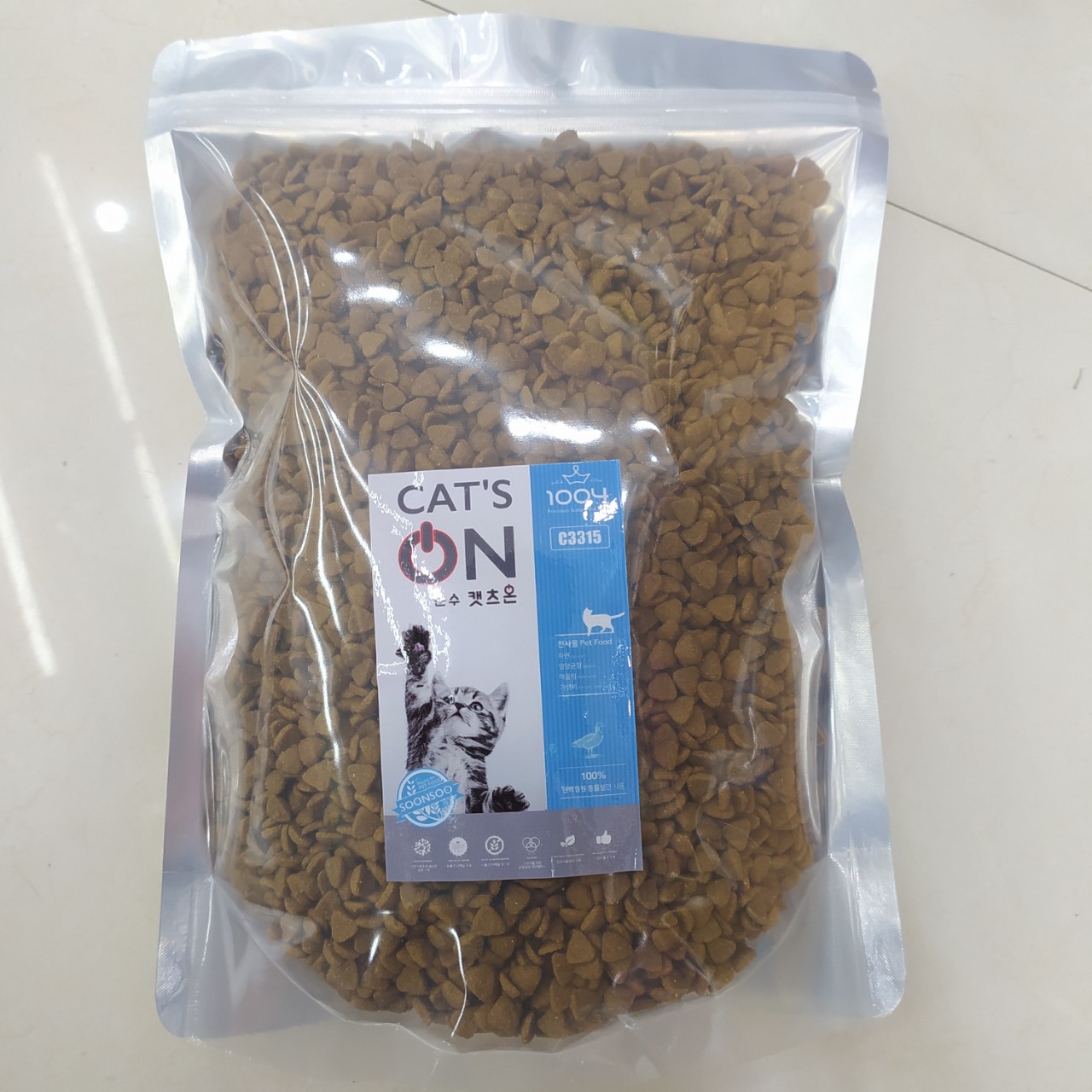 Thức ăn hạt khô cho mèo mọi lứa tuổi CAT'S ON túi chiết 1kg xuất xứ Hàn Quốc