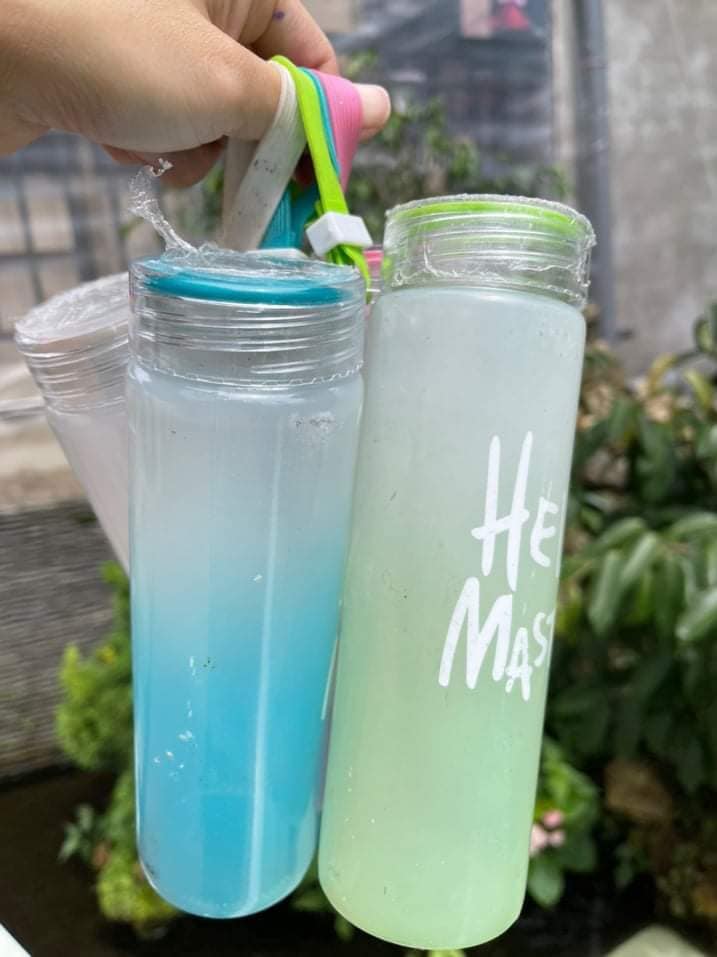 ( 1 cái ) Bình Thủy Tinh Hello Master 500ml - màu ngẫu nhiên