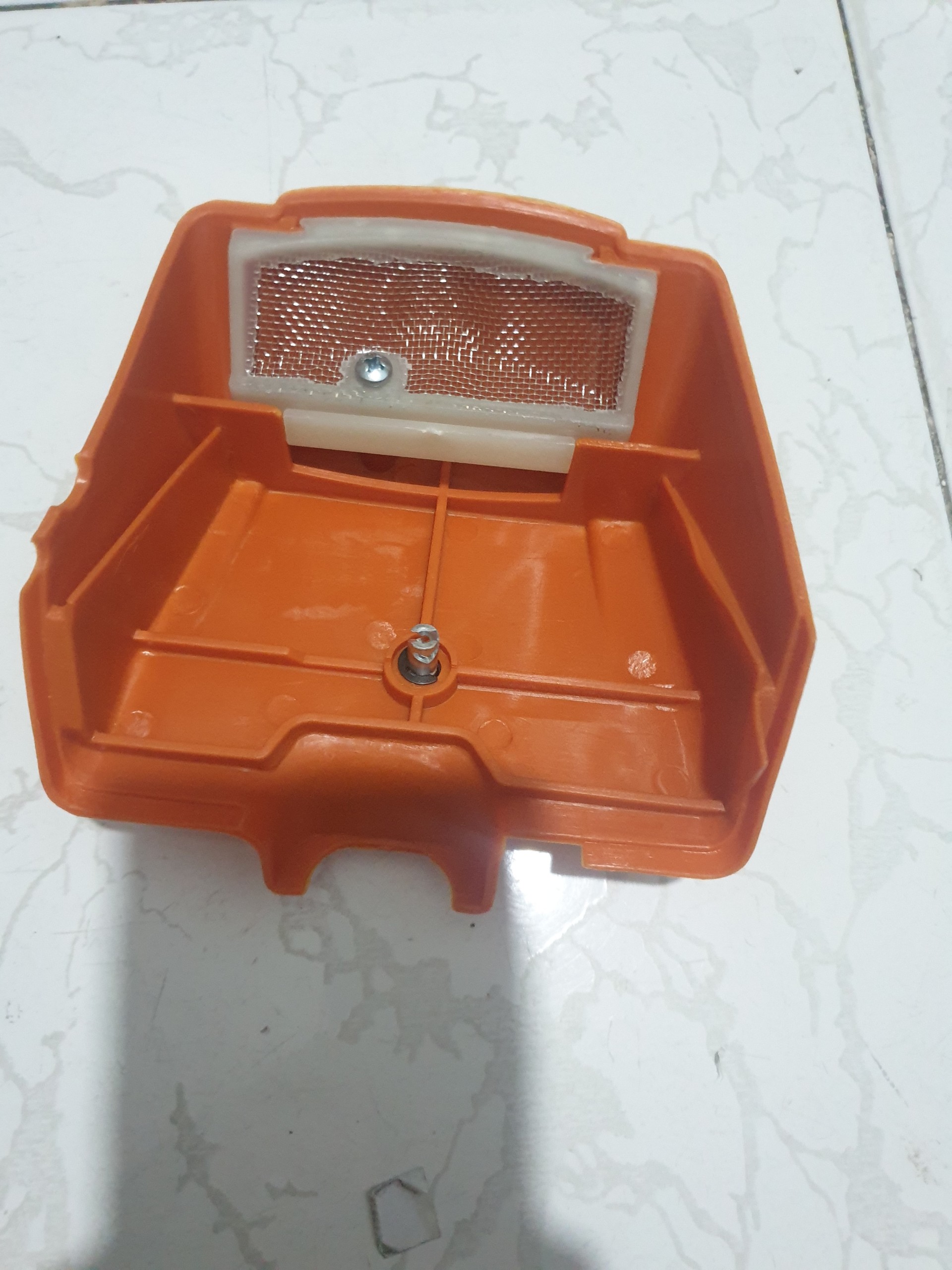 NẮP ĐẬY LỌC GIÓ MÁY CƯA XÍCH 381/382MS