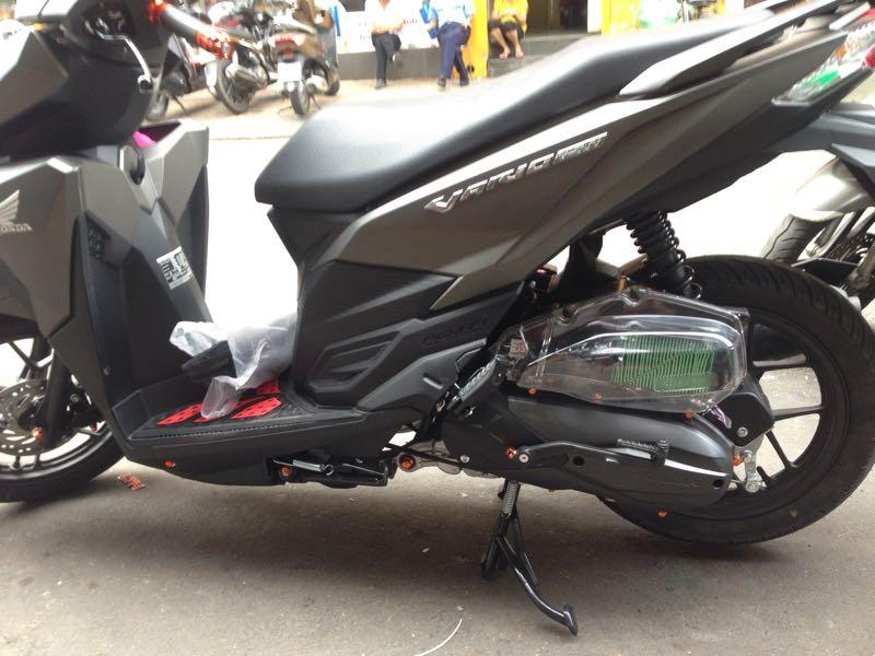 Pô E Vario Trong Suốt
