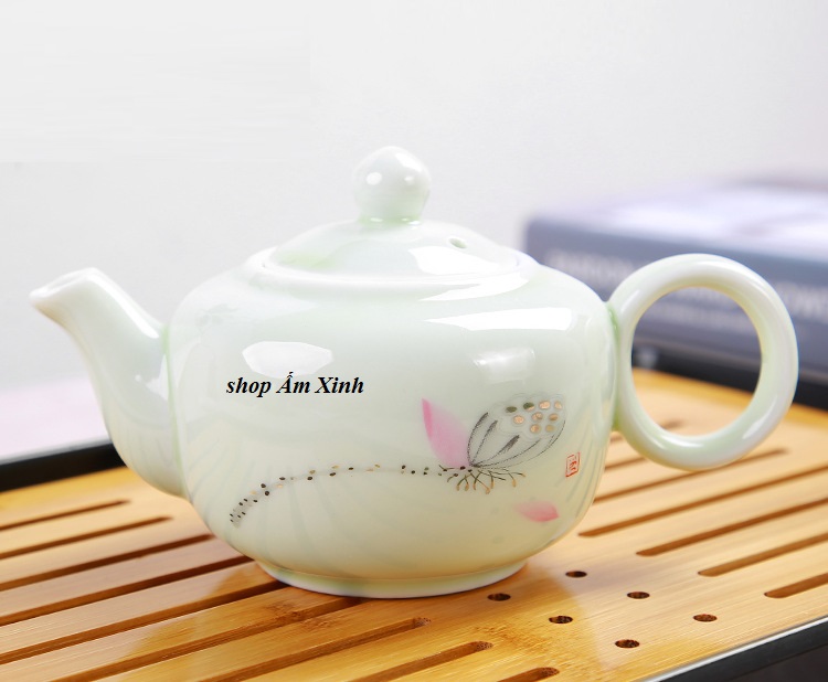 Bộ ấm chén có kèm khay