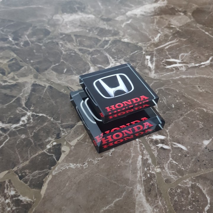 Nước hoa pha lê cao cấp logo Honda