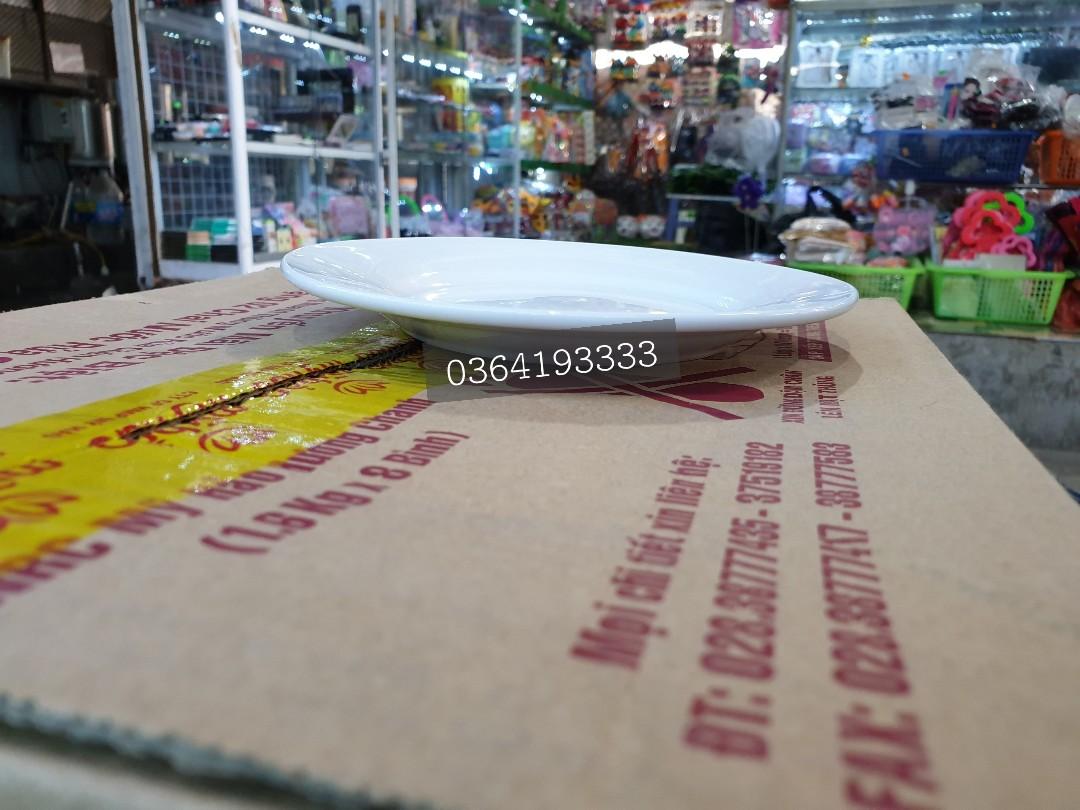 Đĩa sứ trắng tròn phẳng