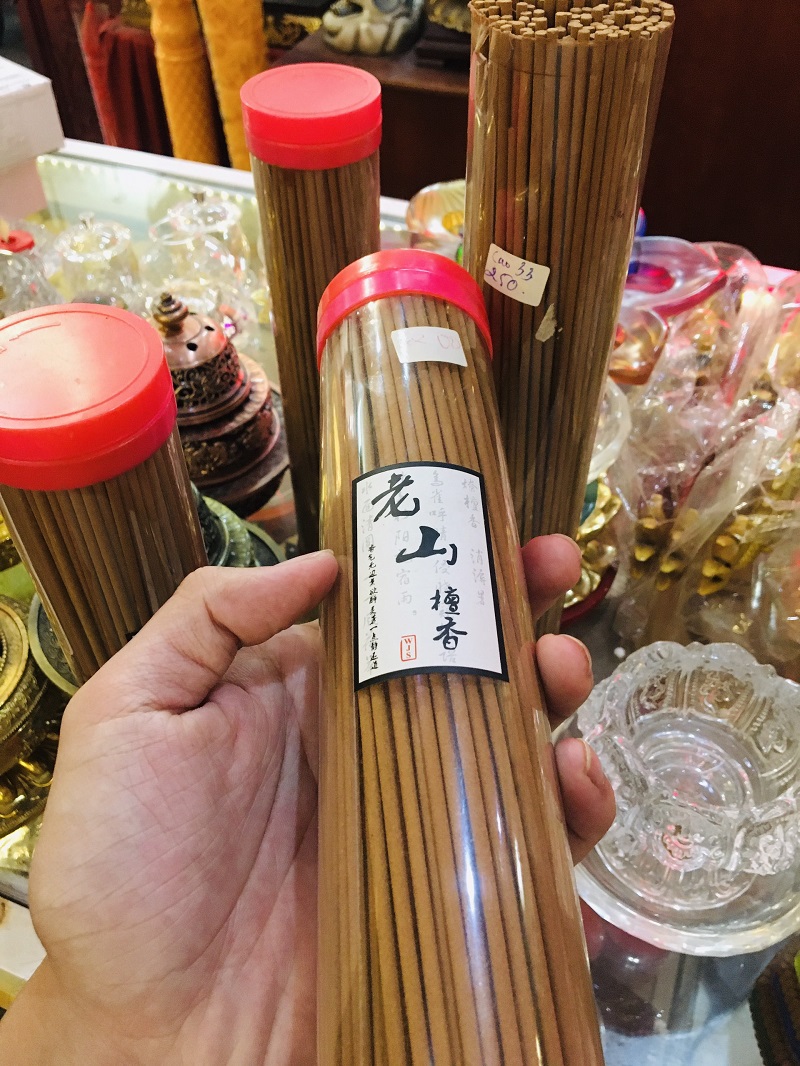 Nhang Không Tâm Đàn Hương