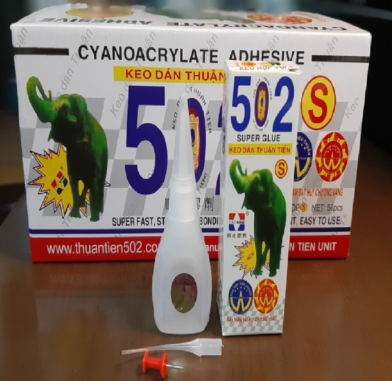 hộp keo dán sắt 502