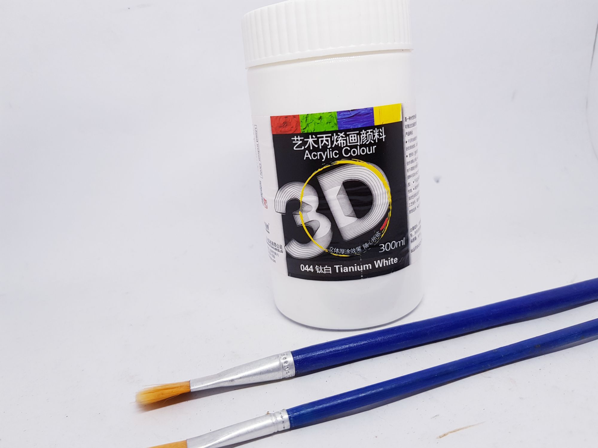 Màu vẽ 3D màu trắng tặng bút vẽ