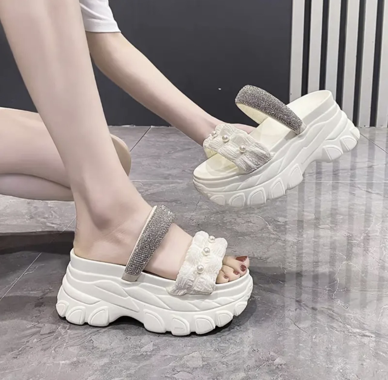 Dép bm quai ngọc phối xoàn 9p