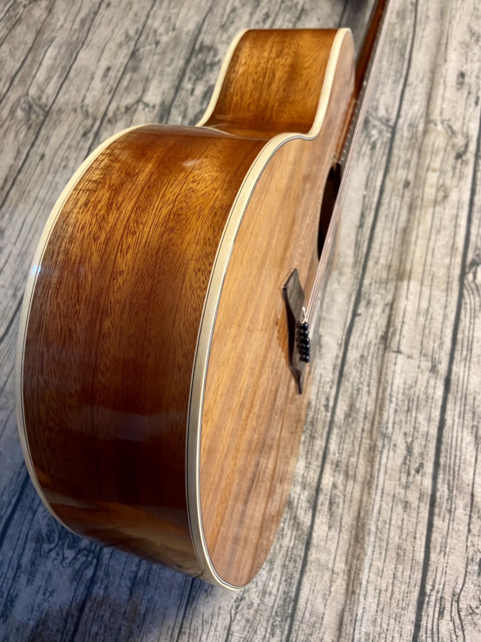 [HCM]Đàn guitar Acoustic Full gỗ nguyên tấm Solid Star ST-02F
