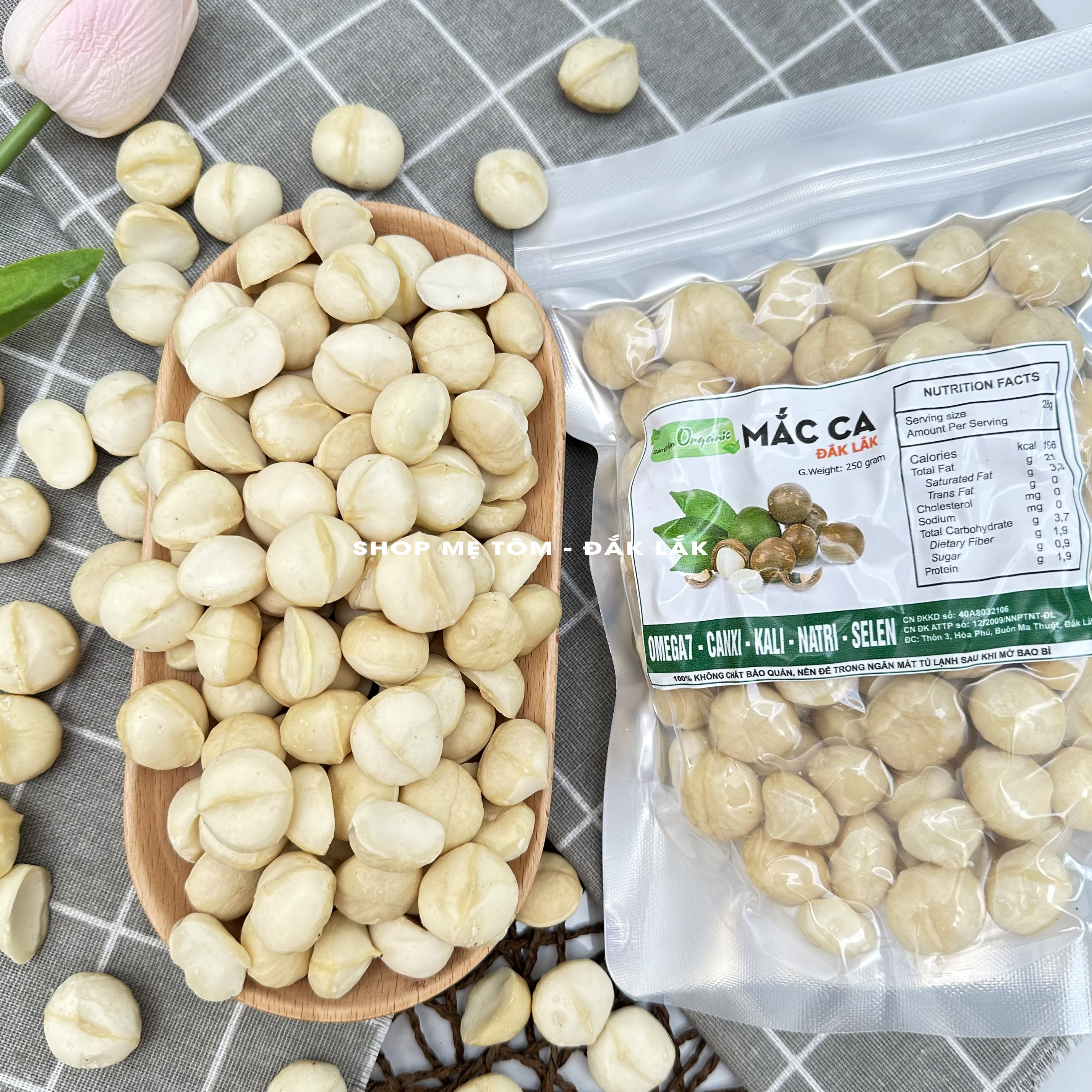 Nhân Hạt Macca ĐăkLăk Sấy Lạnh Nguyên Hạt (Có Tỉ Lệ Vỡ Đôi)