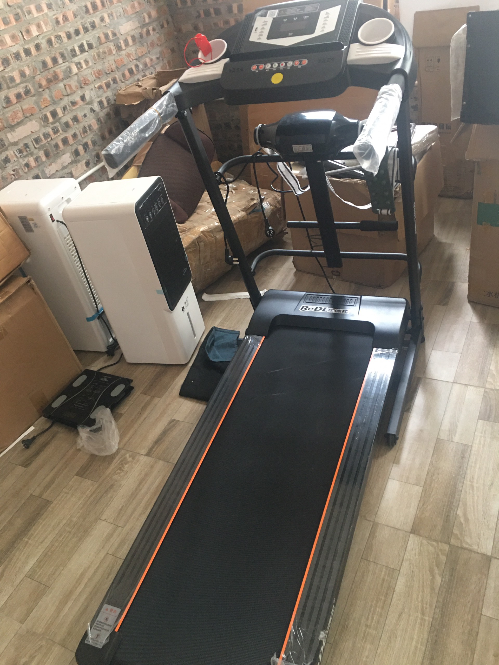 (Giá Tốt Nhất) - Máy chạy bộ điện đa năng 12km gấp gọn kèm máy đánh bụng loa nghe nhạc - Máy chạy bộ tại nhà cao cấp giá rẻ