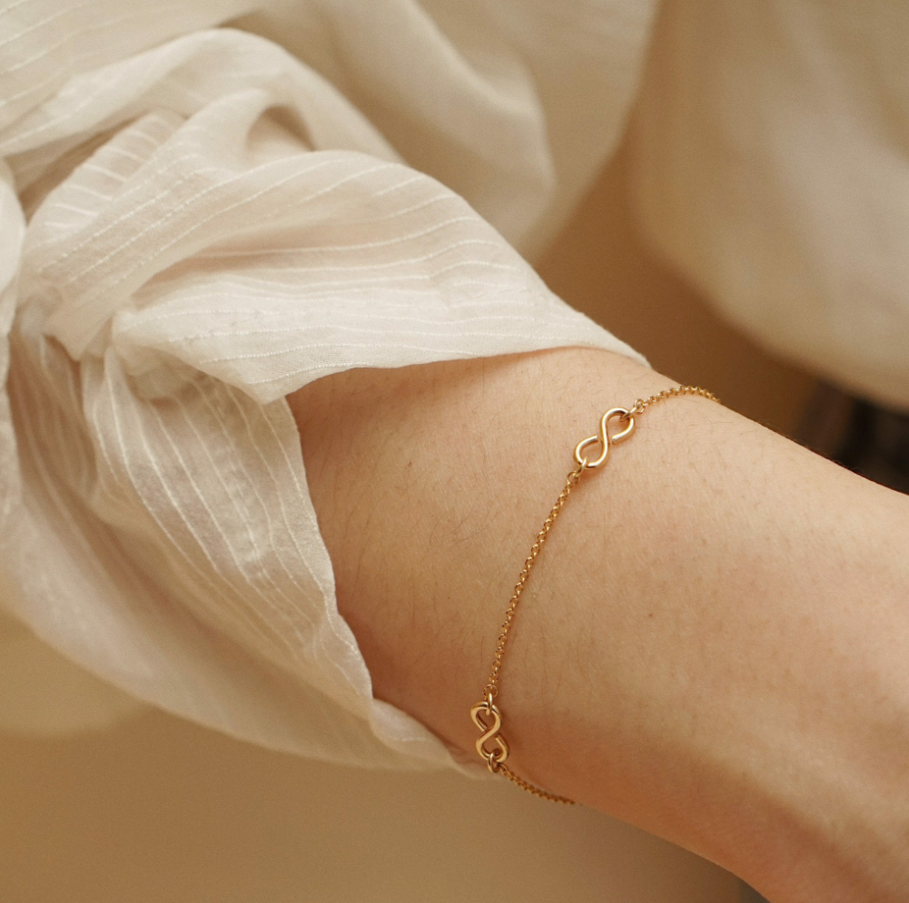 TRIPLE INFINITY BRACELET