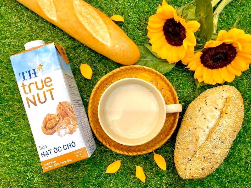 TH True Nut Sữa Hạt (Hạnh Nhân, Óc Chó, Mắc Ca) Hộp 1L