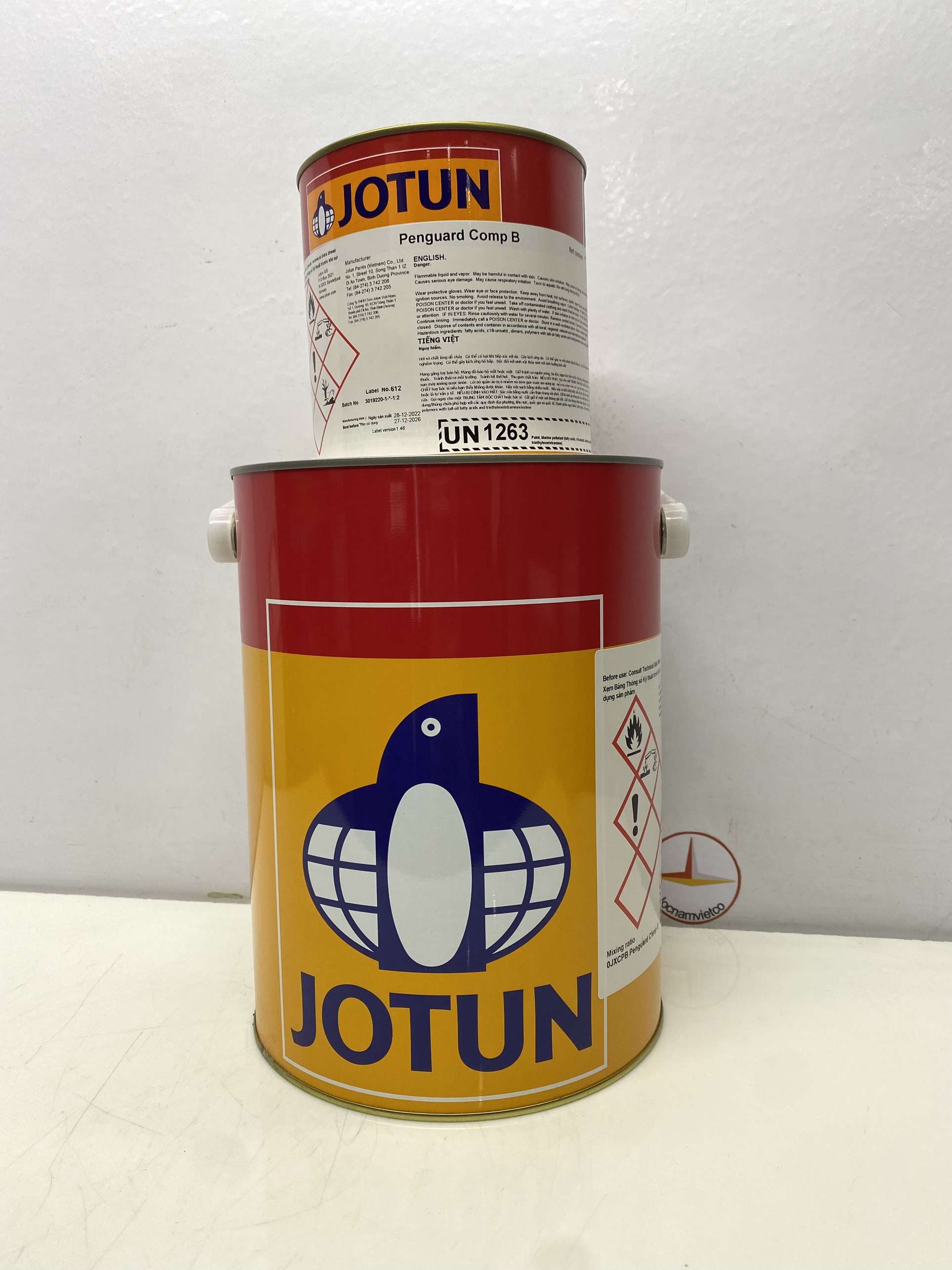 Sơn lót Epoxy Jotun Penguard Primer màu xám 5L/bộ