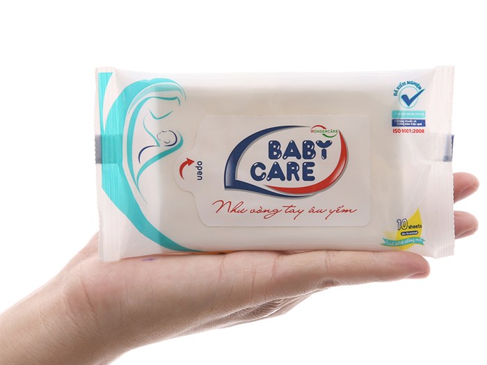 khăn giấy ướt baby care 10 tờ gói - tiện dụng 2