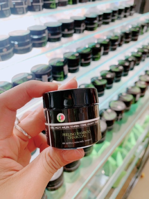GEL LỘT MỤN THAN TRE HOẠT TÍNH