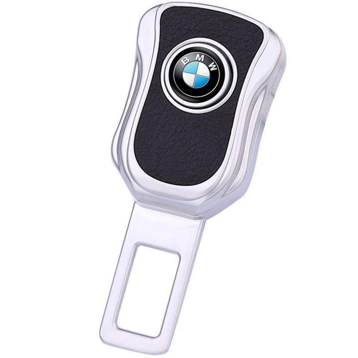 Đầu chốt dây đai an toàn chống kêu trên ô tô, hợp kim cao cấp có tích hợp lỗ cắm nối tiếp, in logo các hãng xe (Kích thước: 9,5 X 4 X 2 CM)