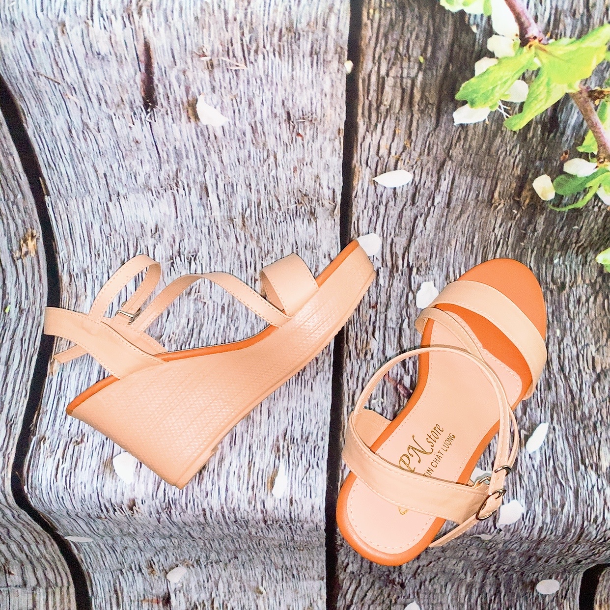 Giày sandal gót xuồng 9p quai ngang