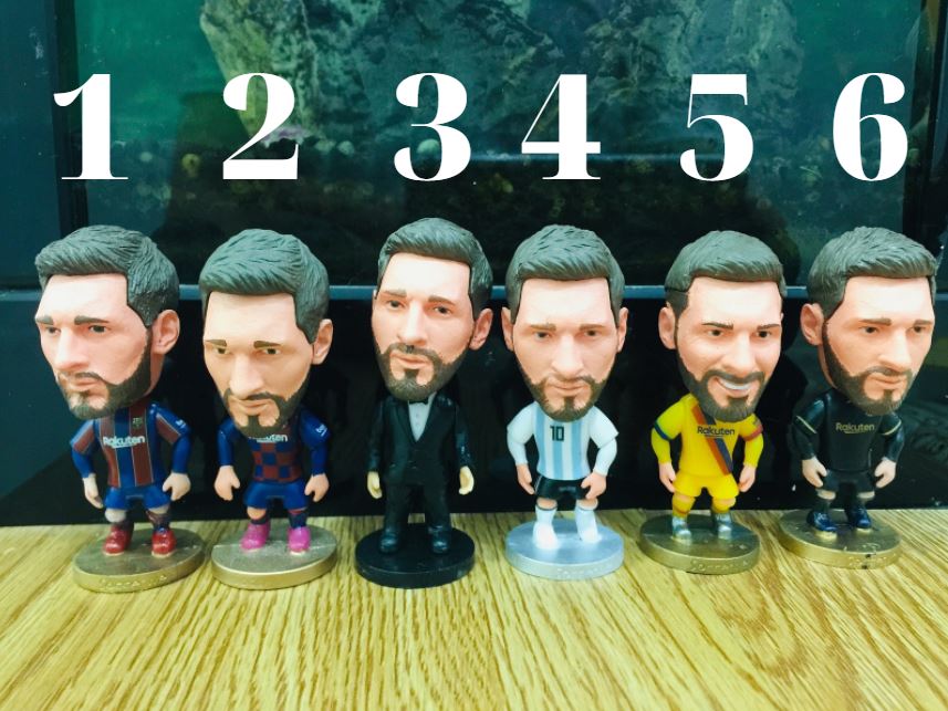 Statue player Ronaldo-Messi-gift friends